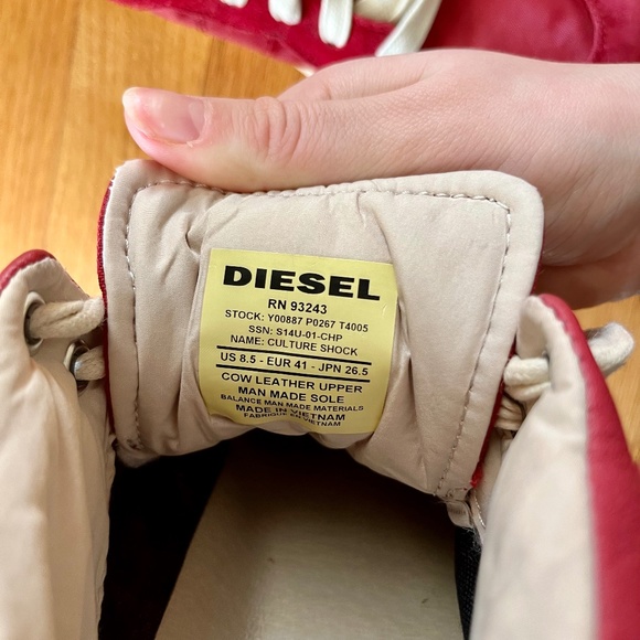 Vintage Mens Diesel Red Hightops - Picture 6 of 6